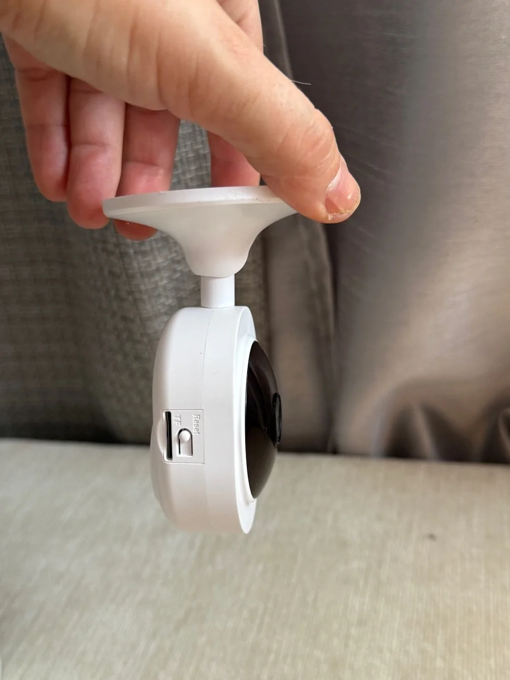 Compact White Home Wi‑Fi Security Camera (C2)